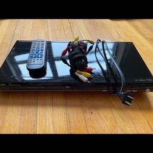 Toshiba Model SD-4100KU Digital Video DVD Player with Remote Tested Works